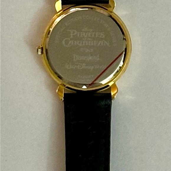 NWT Disney Pirates of the Caribbean Special Edition Collectors Series watch - Picture 5 of 7
